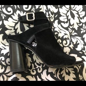 Too shop Chunky Ankle Wrap Heels